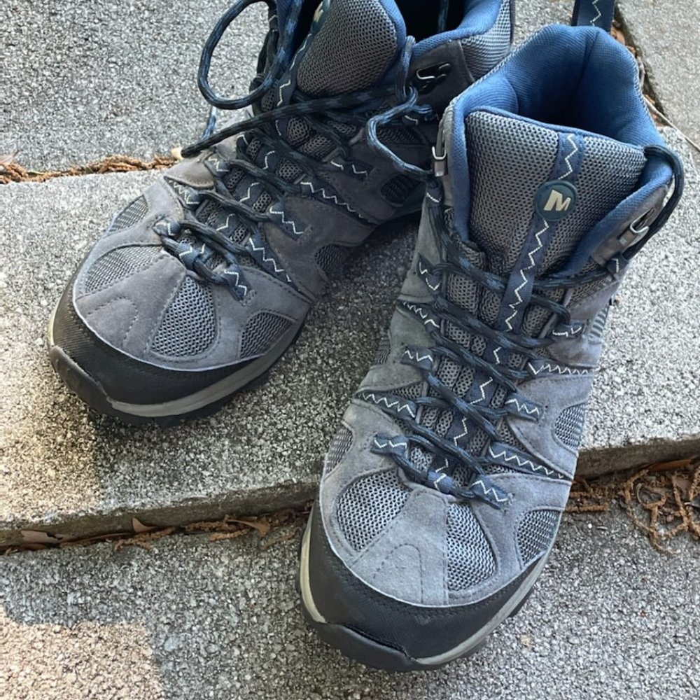 Merrell Men's Hiking Boots -- size 8